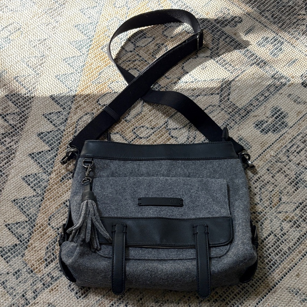 Sherpani bag